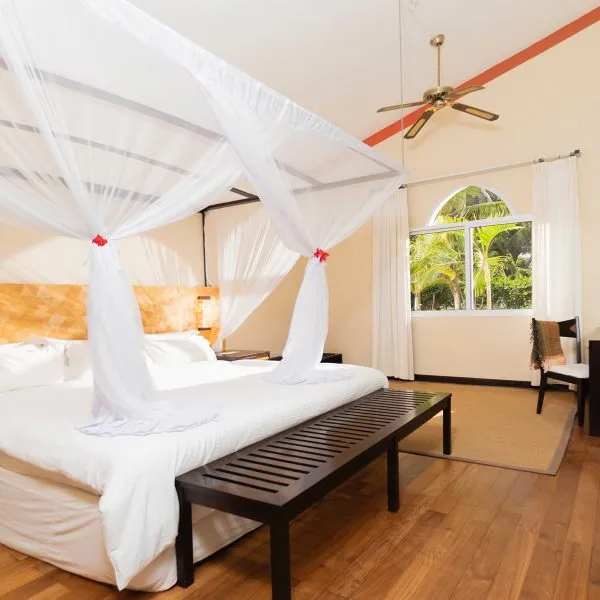 hotel booking by crystal tours kenya 5