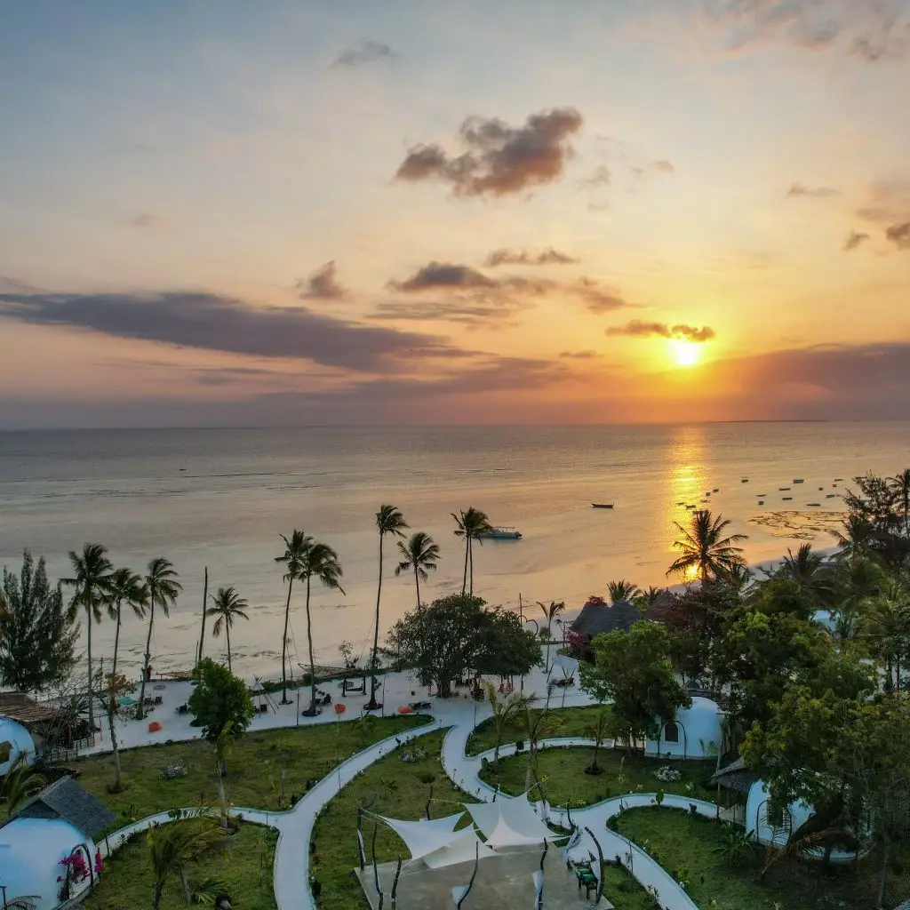 diani beach holiday online booking by crystal tours kenya (2), Mnemba Island tours