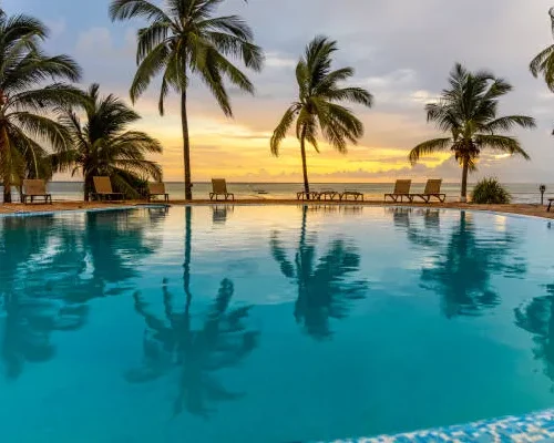 3 Day Swahili Beach Resort Flying Safari – Amazing Diani Beach Escape