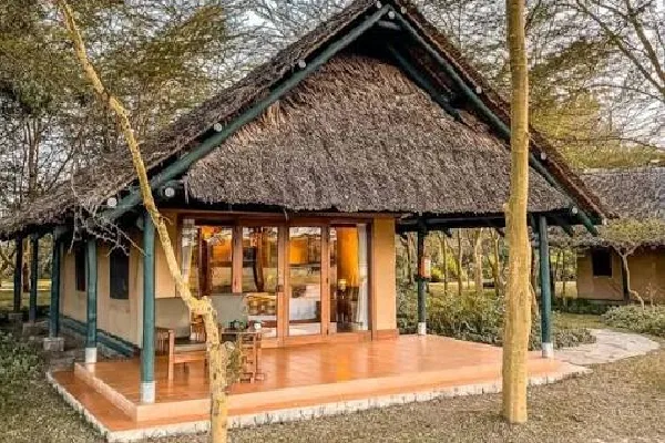 3 Day Sweetwaters Serena Camp Flying Safari – Amazing Ol Pejeta Adventure