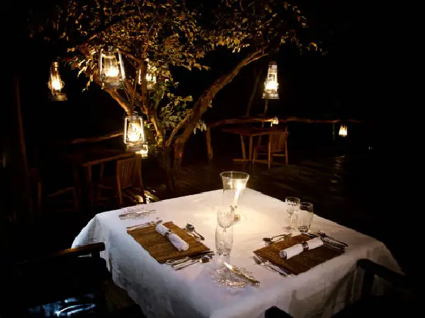 dinning area in maasai mara by crystal tours