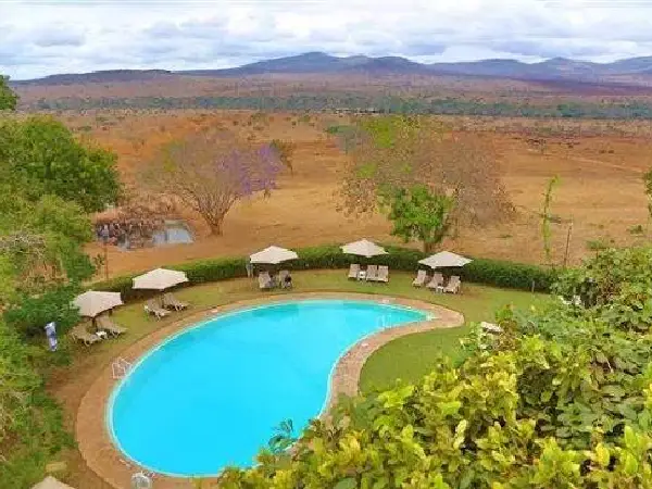 sarova hill logde in lake nakuru by crystal tours