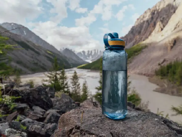 water bottles for hiking in ngorongoro by crystal tours