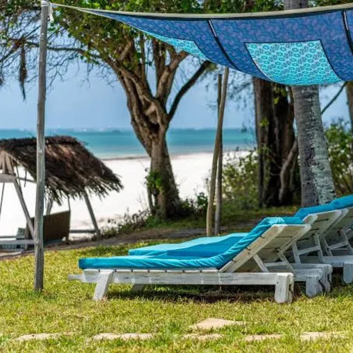 Nomad Beach Resort diani
