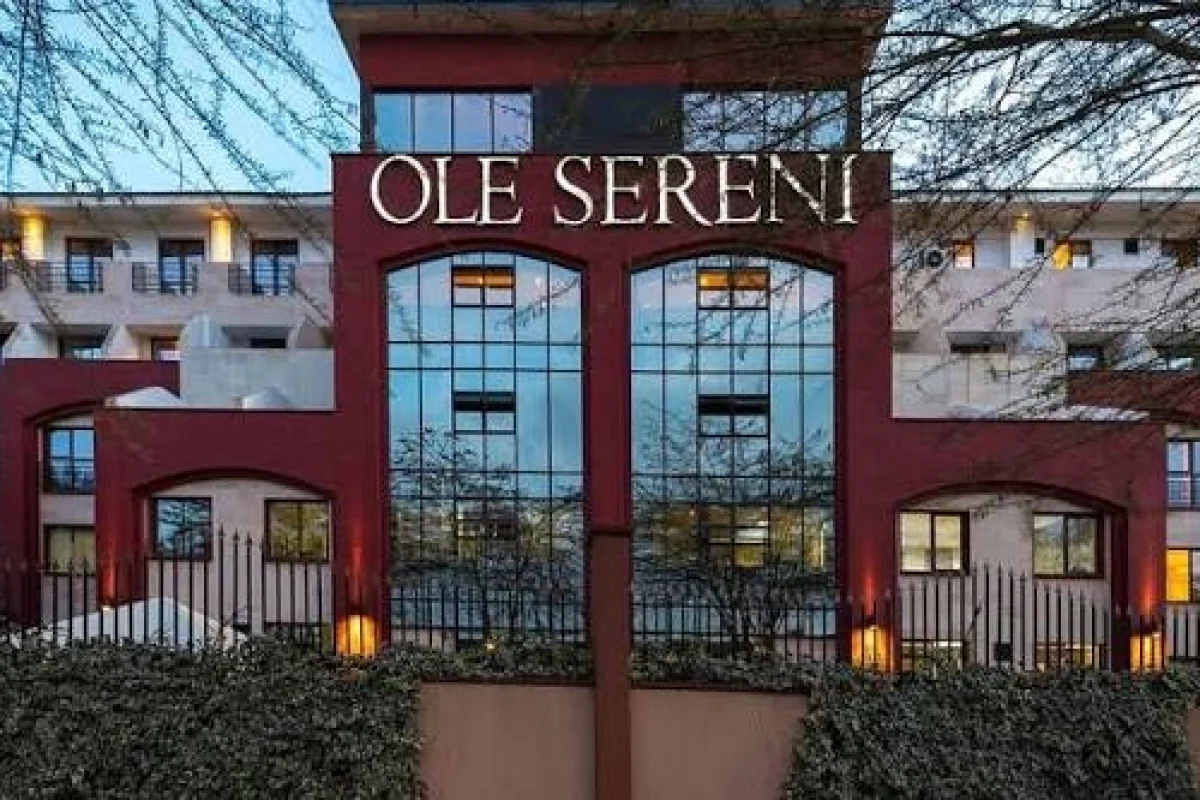 Ole Sereni Hotel 1