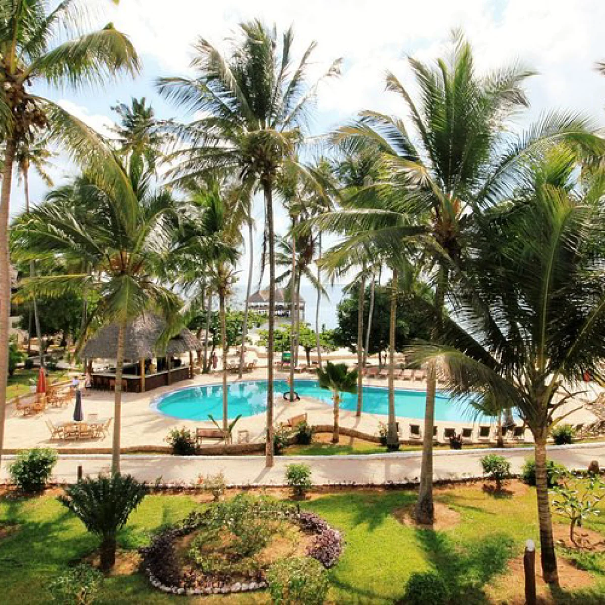 Paradise Beach Resort & Spa
